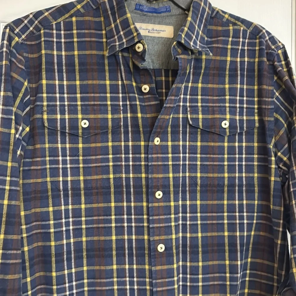 Tommy Bahama men’s shirt size large - Picture 4 of 5